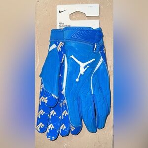 Nike Jordan UCLA Bruins Team Issued Superbad 7.0 Blue Football Gloves Size L
